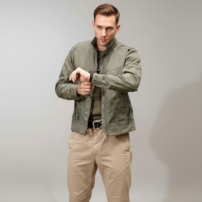 Unisex transitional jacket – Breathable, with zipper & lightweight