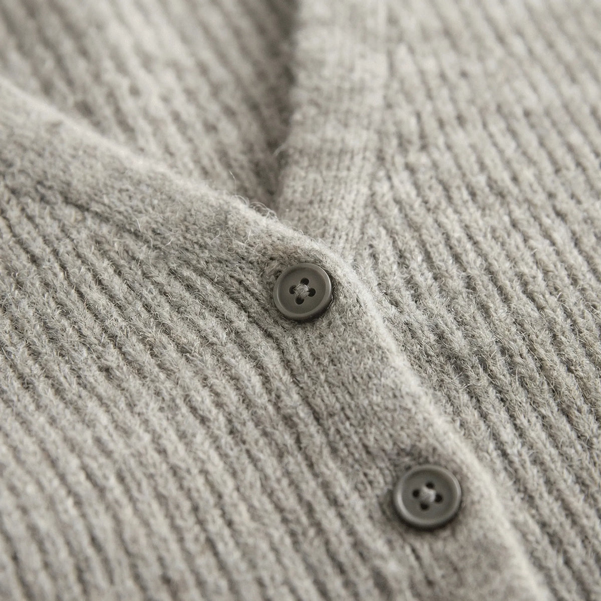 Damen Longline Cardigan mit V-Ausschnitt, Knopfleiste und Seitenschlitzen