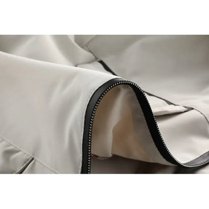 Ultralight windbreaker – Waterproof, hooded & compact